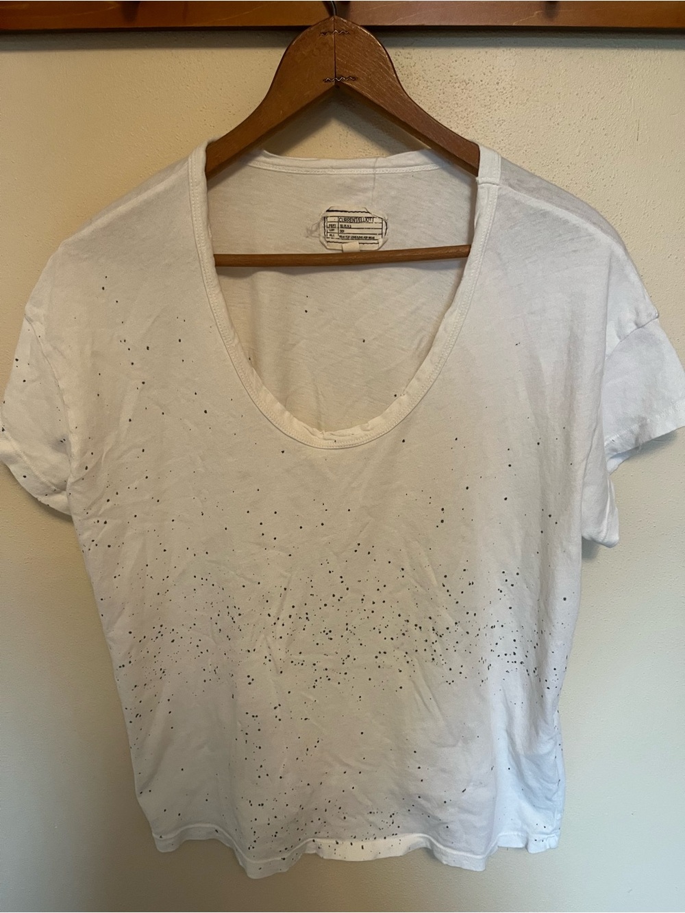 Current Elliot Scoop Neck Women’s Tee with Paint Splatter Detail
